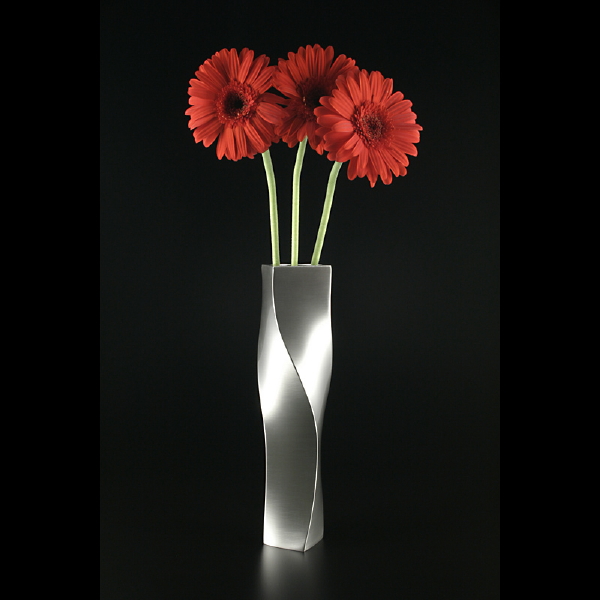 Name:  Spiral with red daisies by Janet Miller.jpg
Views: 2108
Size:  164.8 KB